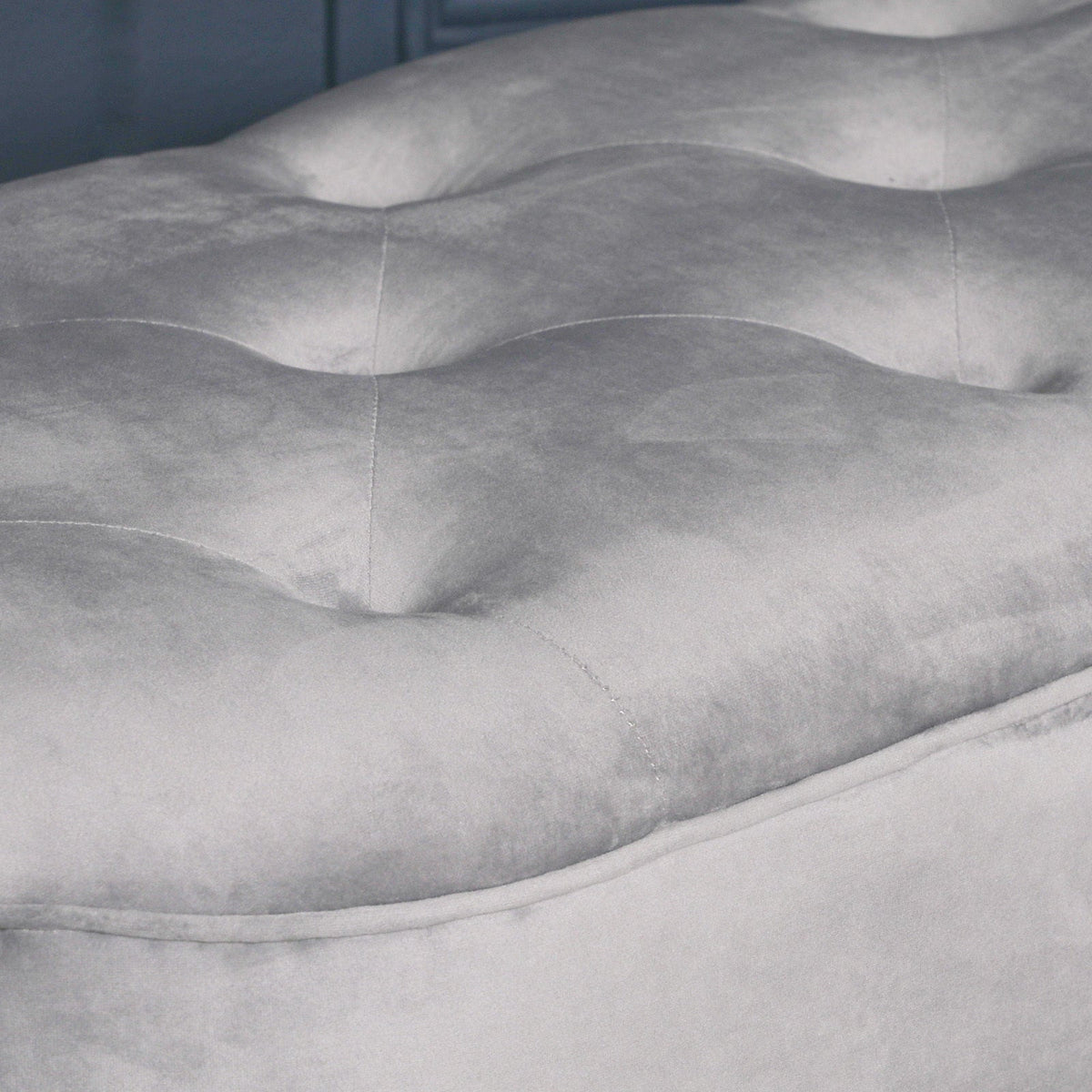 Grey Velvet Button Bench with Black Turned Legs — 101cm Benches CasaFenix