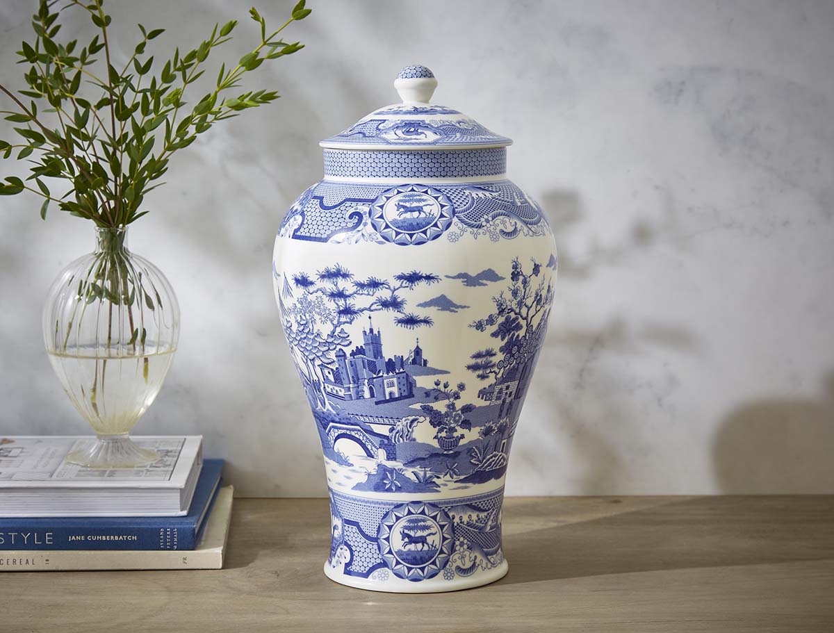 Blue Italian Gothic Castle Vase – Porcelain Statement Decorative Vase dinnerware CasaFenix