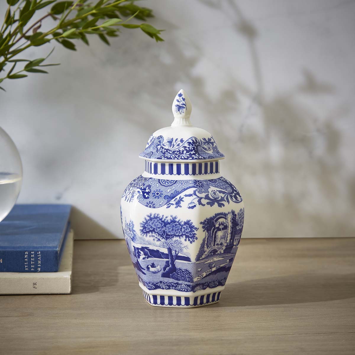 Blue Italian Mini Vase – Porcelain Decorative Floral Vase dinnerware CasaFenix