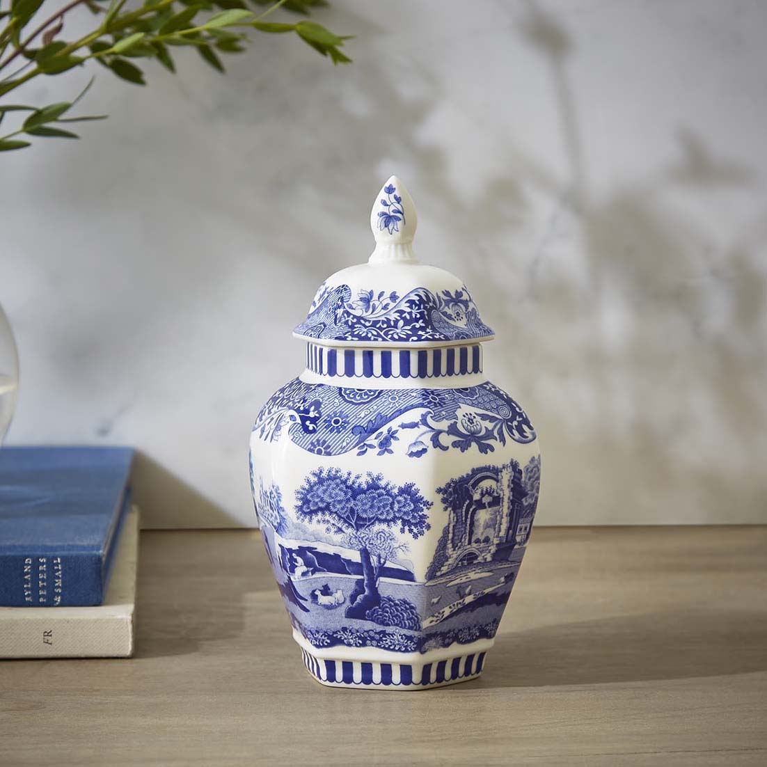 Blue Italian Mini Vase – Porcelain Decorative Floral Vase dinnerware CasaFenix
