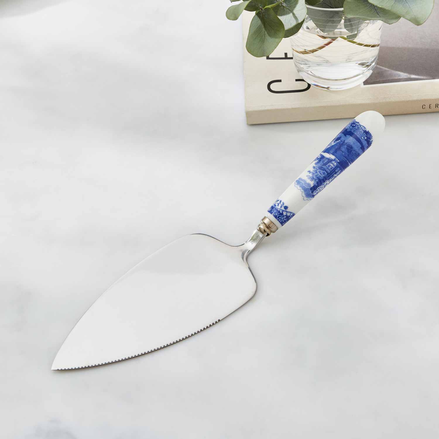 Blue Italian Cake Slice – Porcelain Cake Server with Blue Italian Design dinnerware CasaFenix