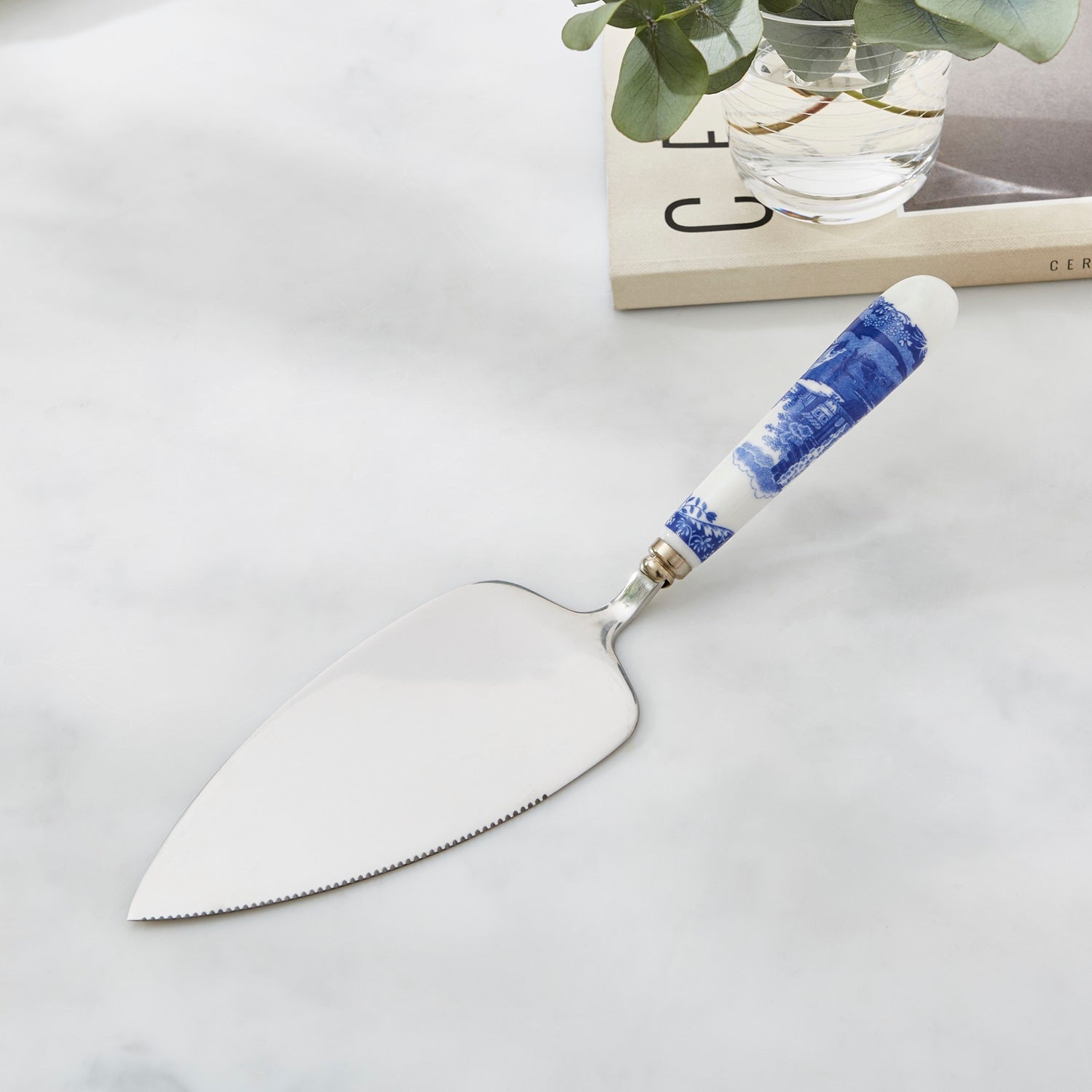 Blue Italian Cake Slice – Porcelain Cake Server with Blue Italian Design dinnerware CasaFenix