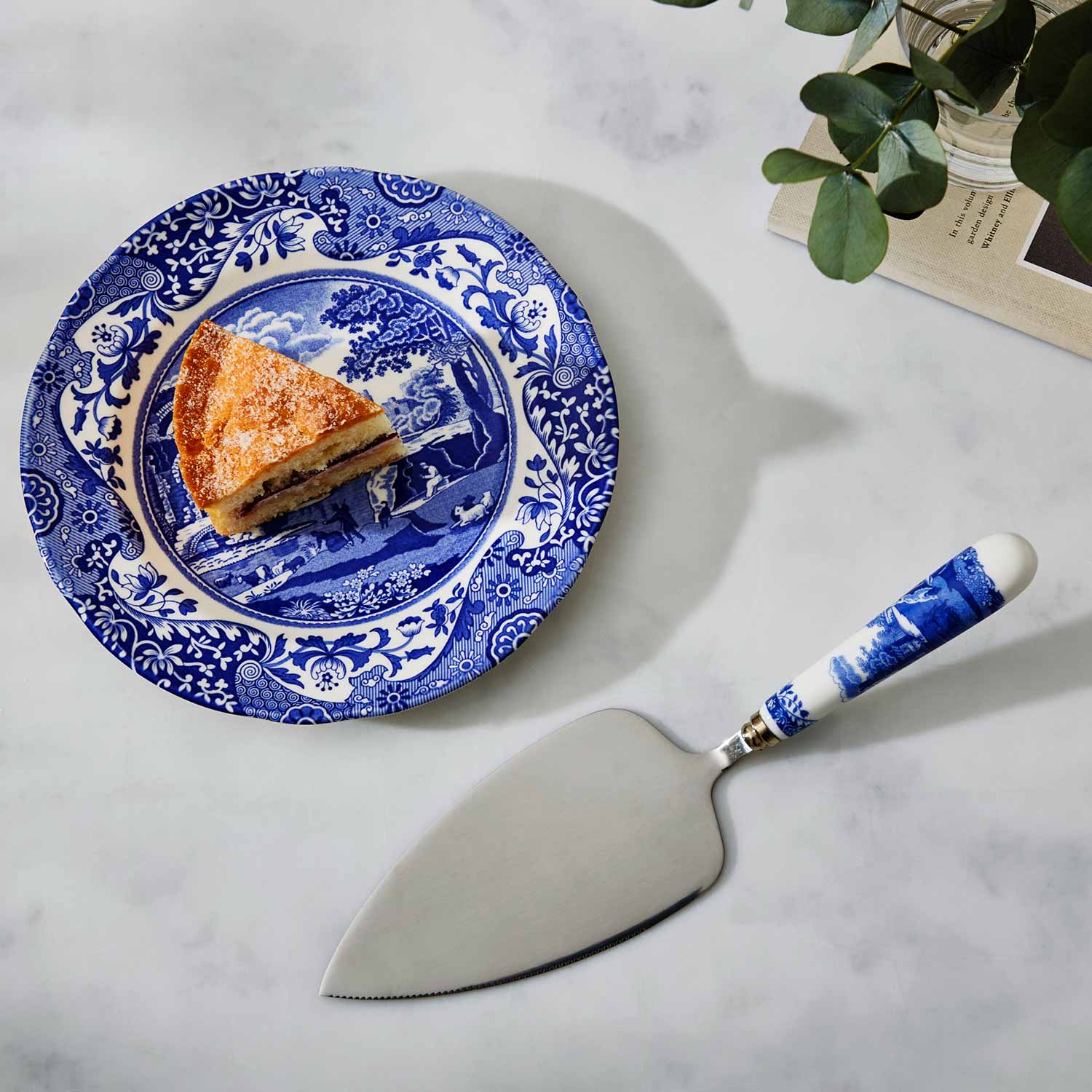 Blue Italian Cake Slice – Porcelain Cake Server with Blue Italian Design dinnerware CasaFenix