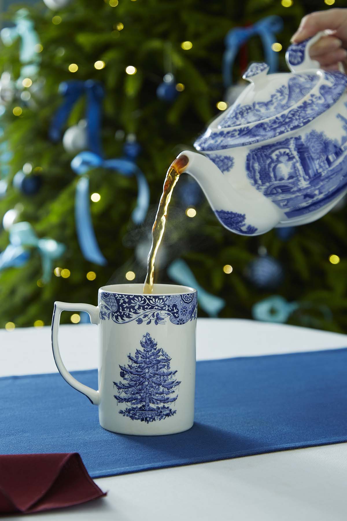Blue Italian Christmas Set of 4 Mugs – Porcelain Festive Tea Cups dinnerware CasaFenix