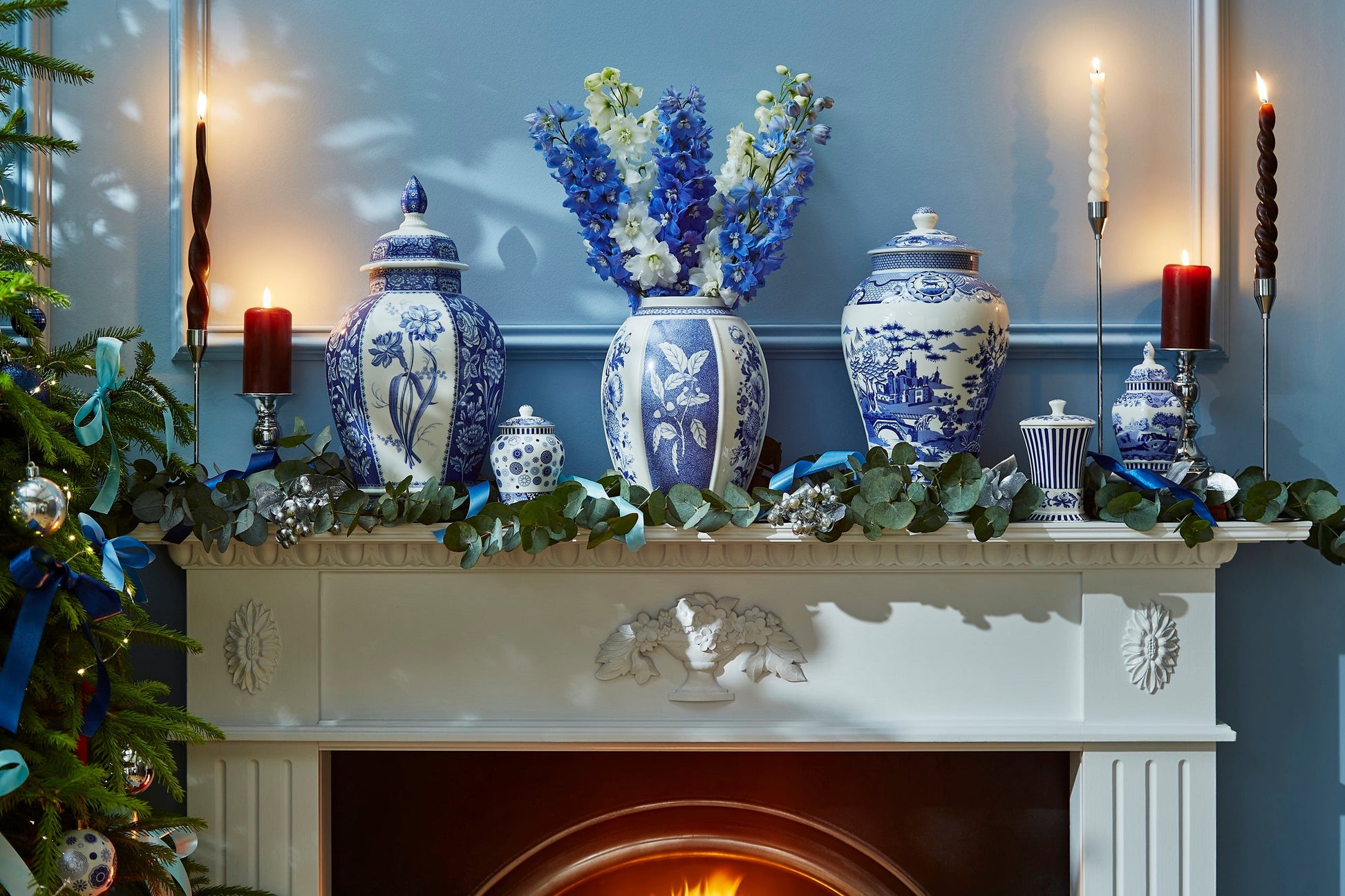 Blue Italian Gothic Castle Vase – Porcelain Statement Decorative Vase dinnerware CasaFenix