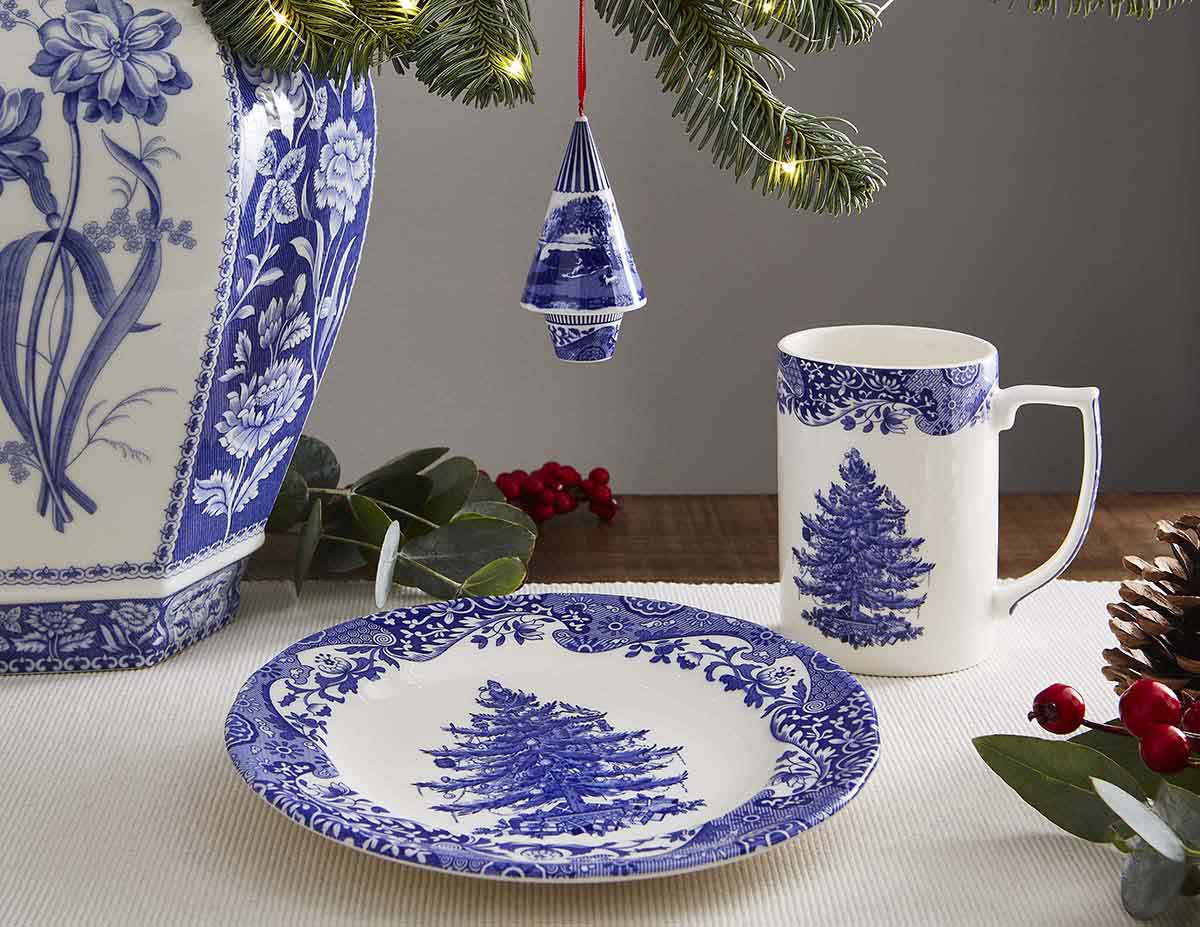 Blue Italian Christmas Set of 4 Mugs – Porcelain Festive Tea Cups dinnerware CasaFenix