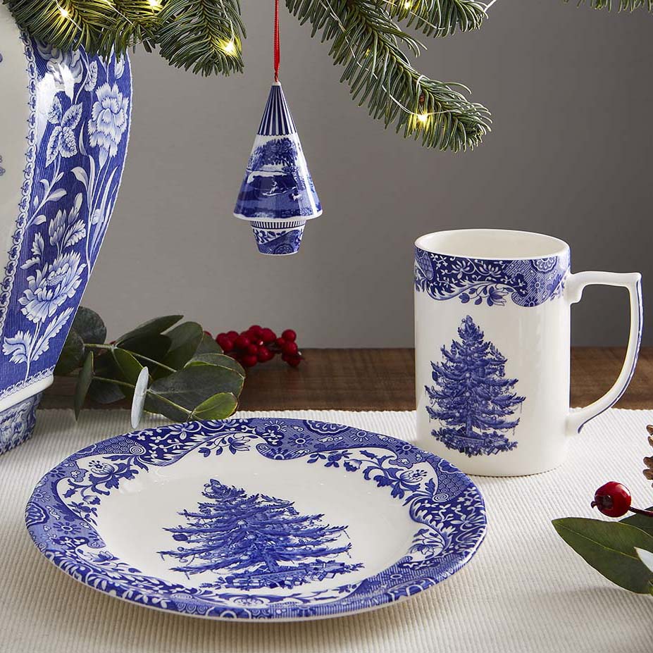 Blue Italian Christmas Set of 4 Mugs – Porcelain Festive Tea Cups dinnerware CasaFenix