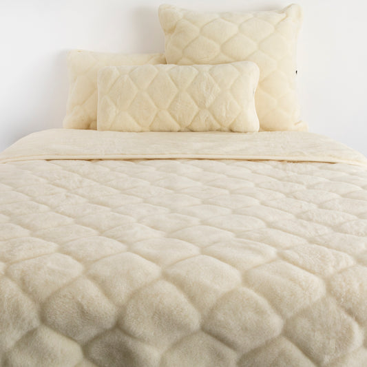 100% Cashmere Wool Quilt - Natural Cream Colour -  Shapes 200 x 140cm - CasaFenix