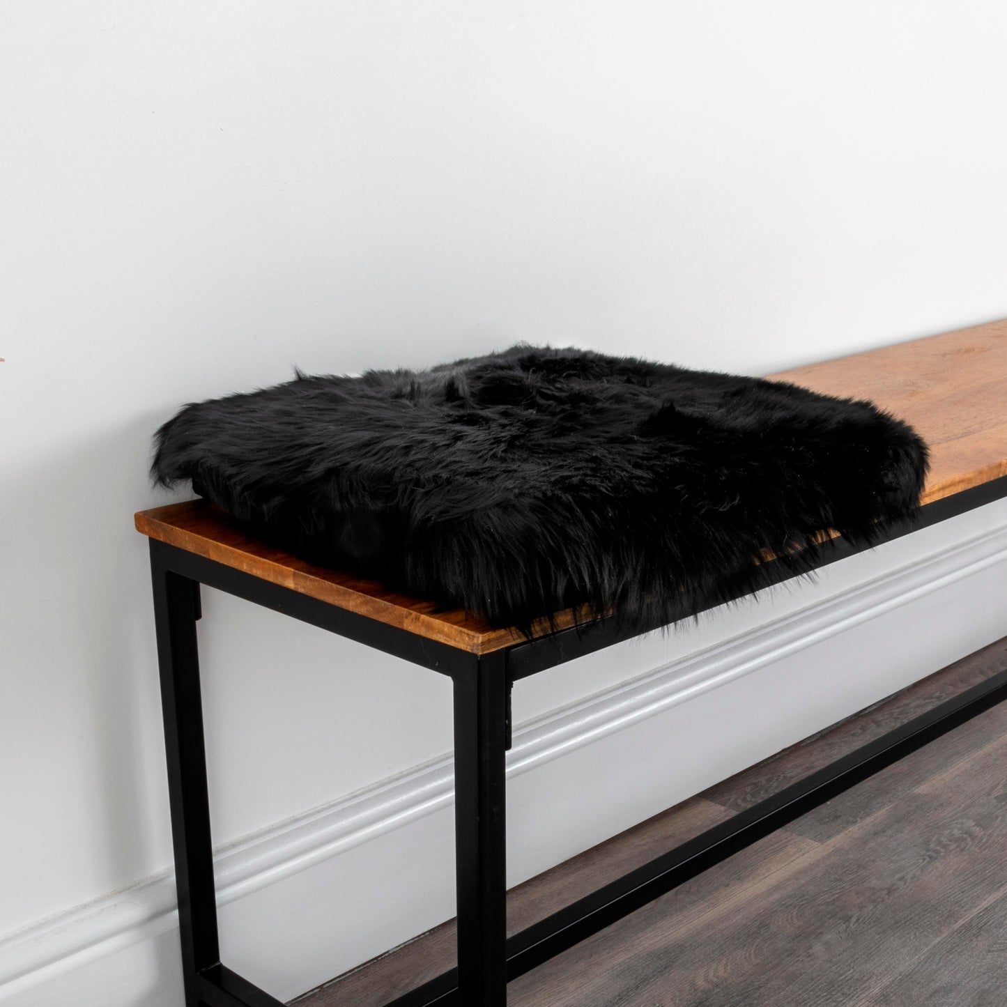 Black Square Sheepskin Chair Pad - CasaFenix