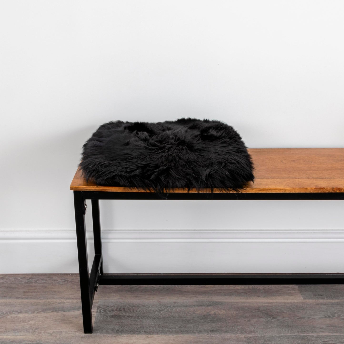 Black Square Sheepskin Chair Pad - CasaFenix