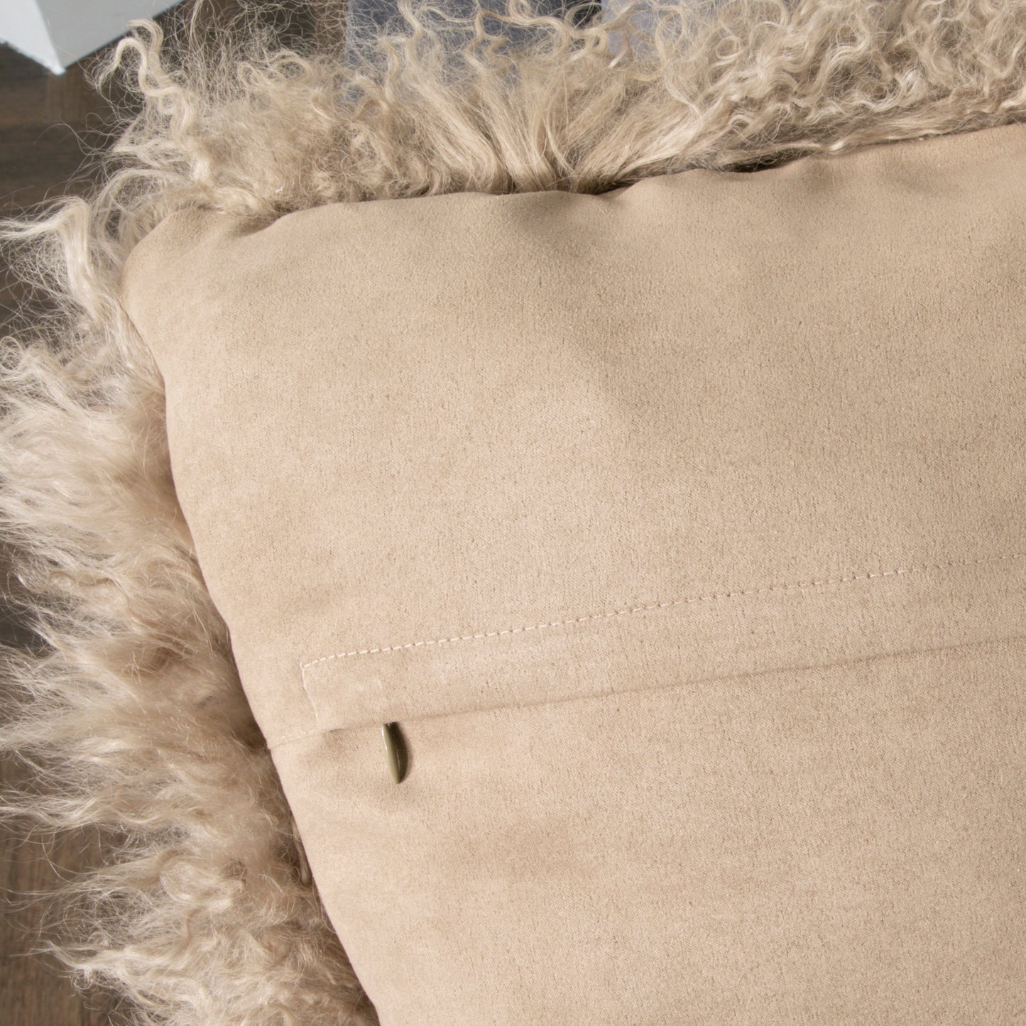 Light Brown Curly Sheepskin Cushion 45x45cm - CasaFenix