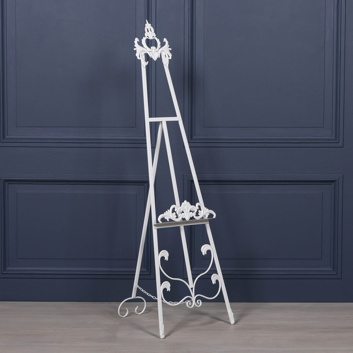 White French-Style Metal Easel with Adjustable Shelf — 165cm Easel CasaFenix