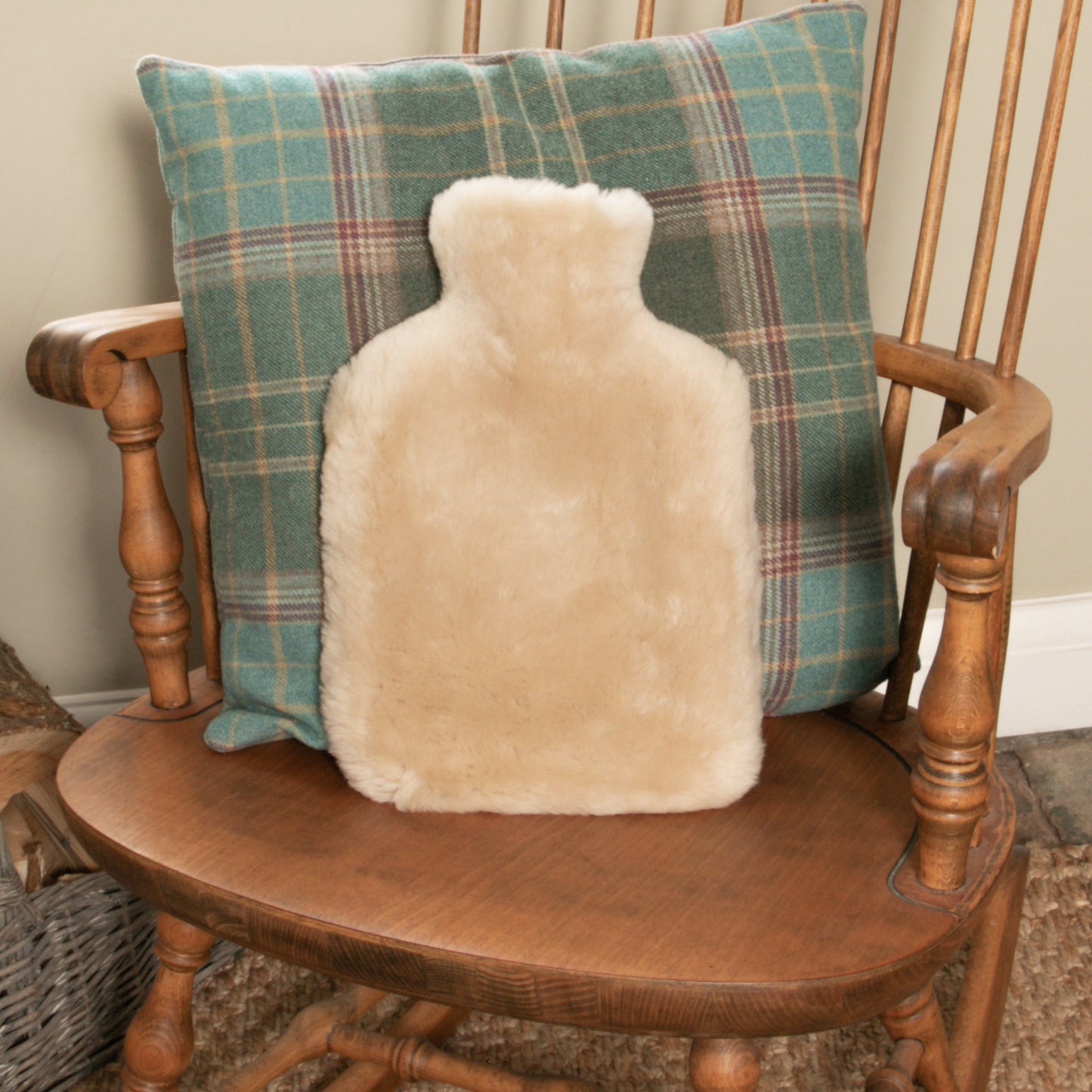 Beige Sheepskin Hot Water Bottle 37 x 23cm - CasaFenix