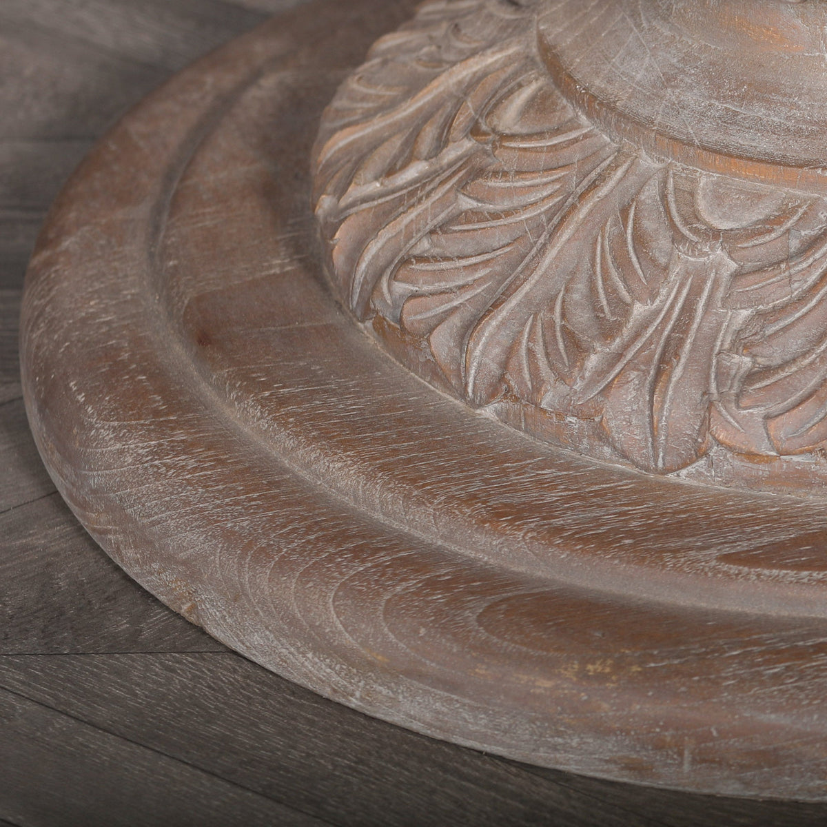 Round Reclaimed Cedar Dining Table with Acorn Pedestal Base 120cm Dining table CasaFenix