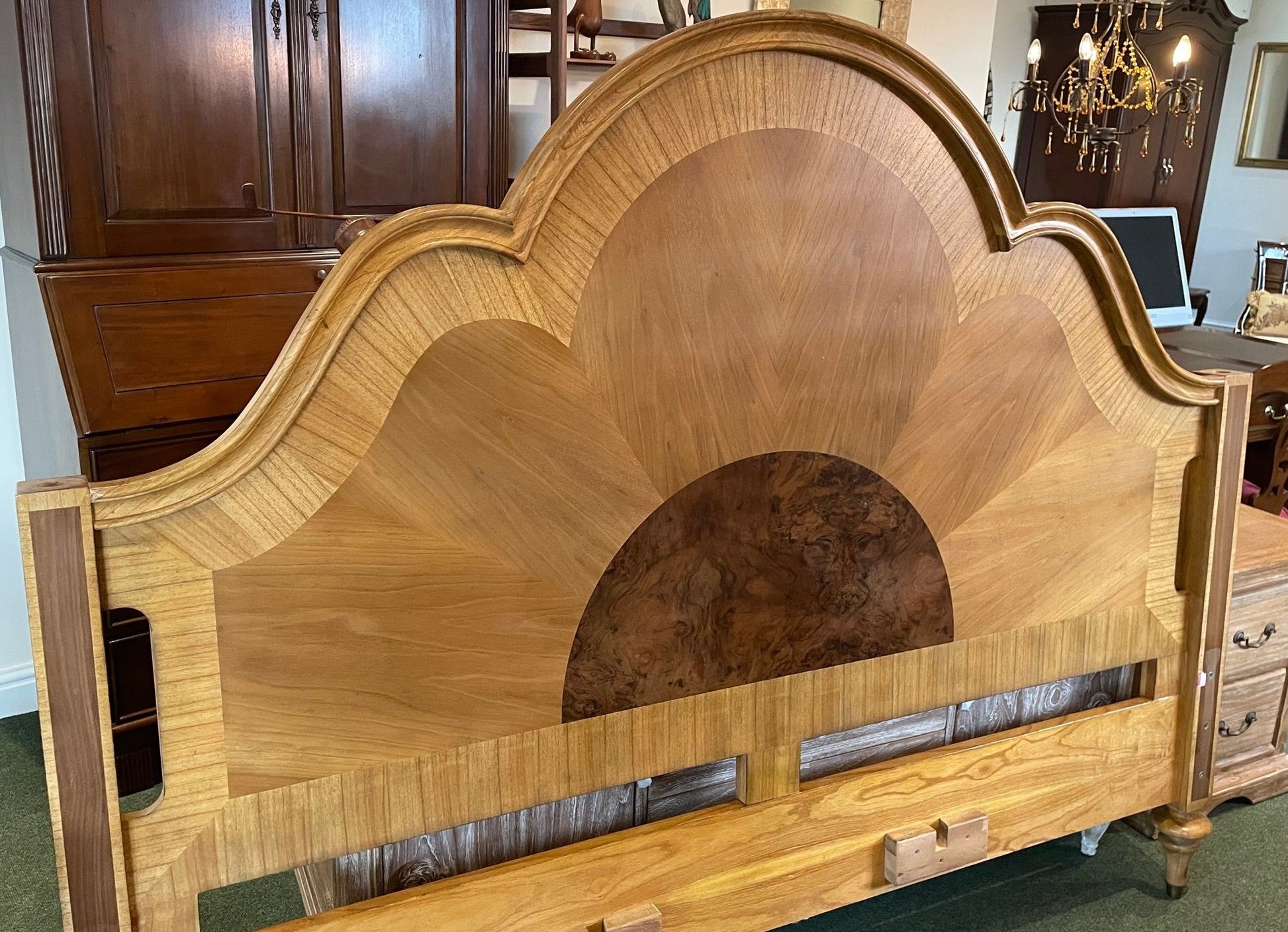 Inspire Walnut Collection Antique Reproduction Bed Magnificent Head Board Beds & Bed Frames CasaFenix