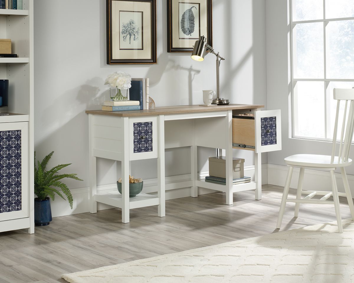 MEDITERRANEAN SHAKER STYLE DESK CasaFenix