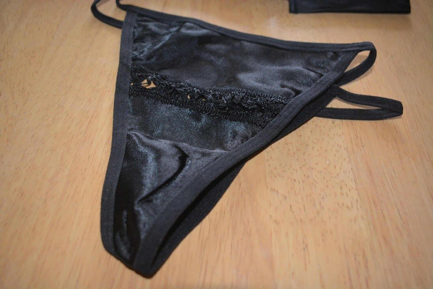 New VX Intimate Black Satin & Lace Split Babydoll + G-String (5015). Sz Medium Clothes, Shoes & Accessories:Women:Women's Clothing:Lingerie & Nightwear:Nightwear CasaFenix