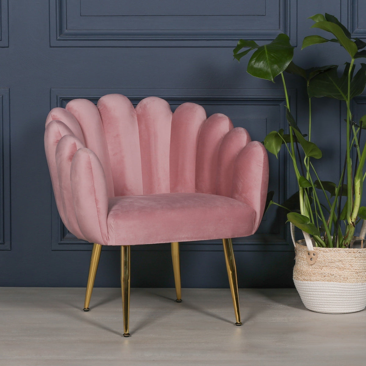 Pink Velvet Deco Dining & Bedroom Chair with Gold Legs Chair CasaFenix