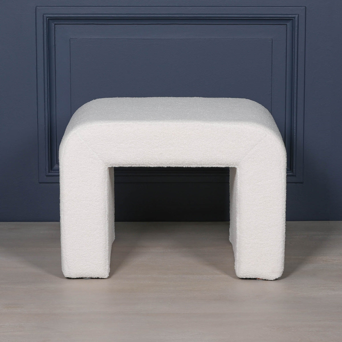 Boucle Arch Stool stool CasaFenix