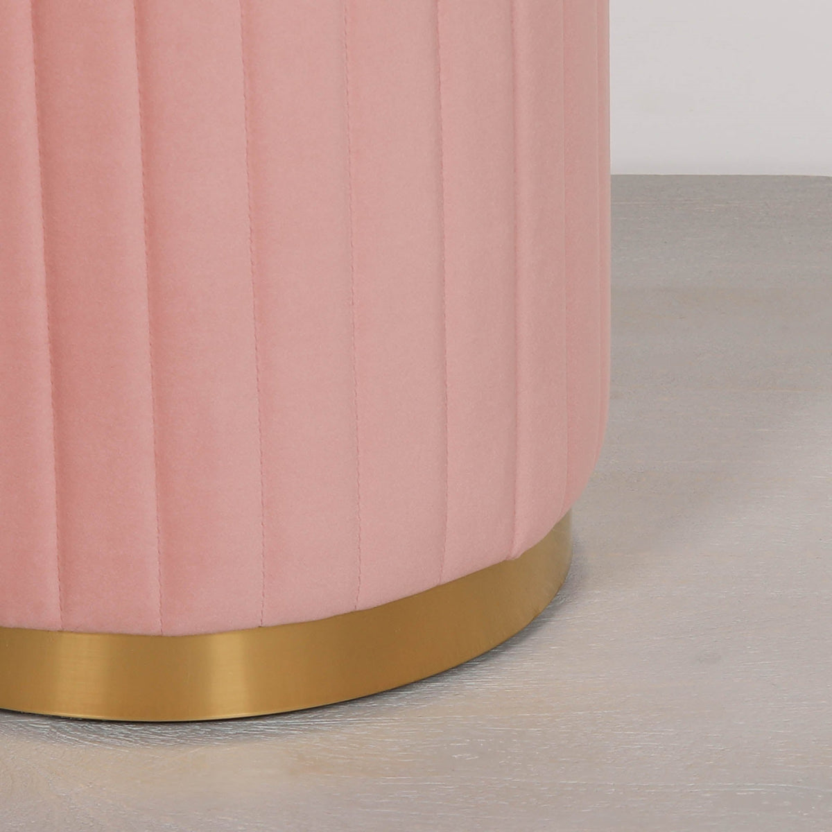 Pink Velvet Round Stool stool CasaFenix