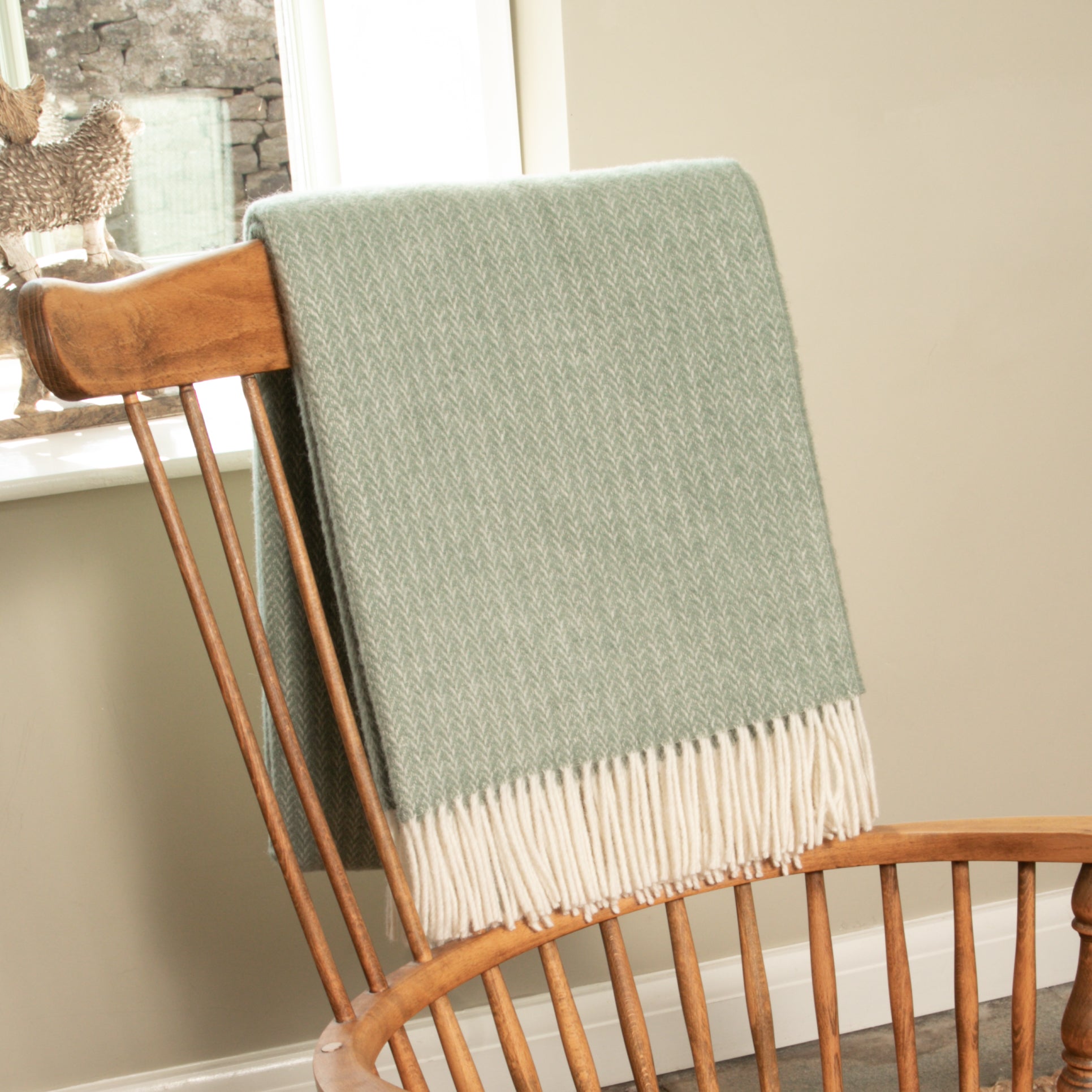 Cable Pattern Green Wool Blanket 200 x 140cm - CasaFenix