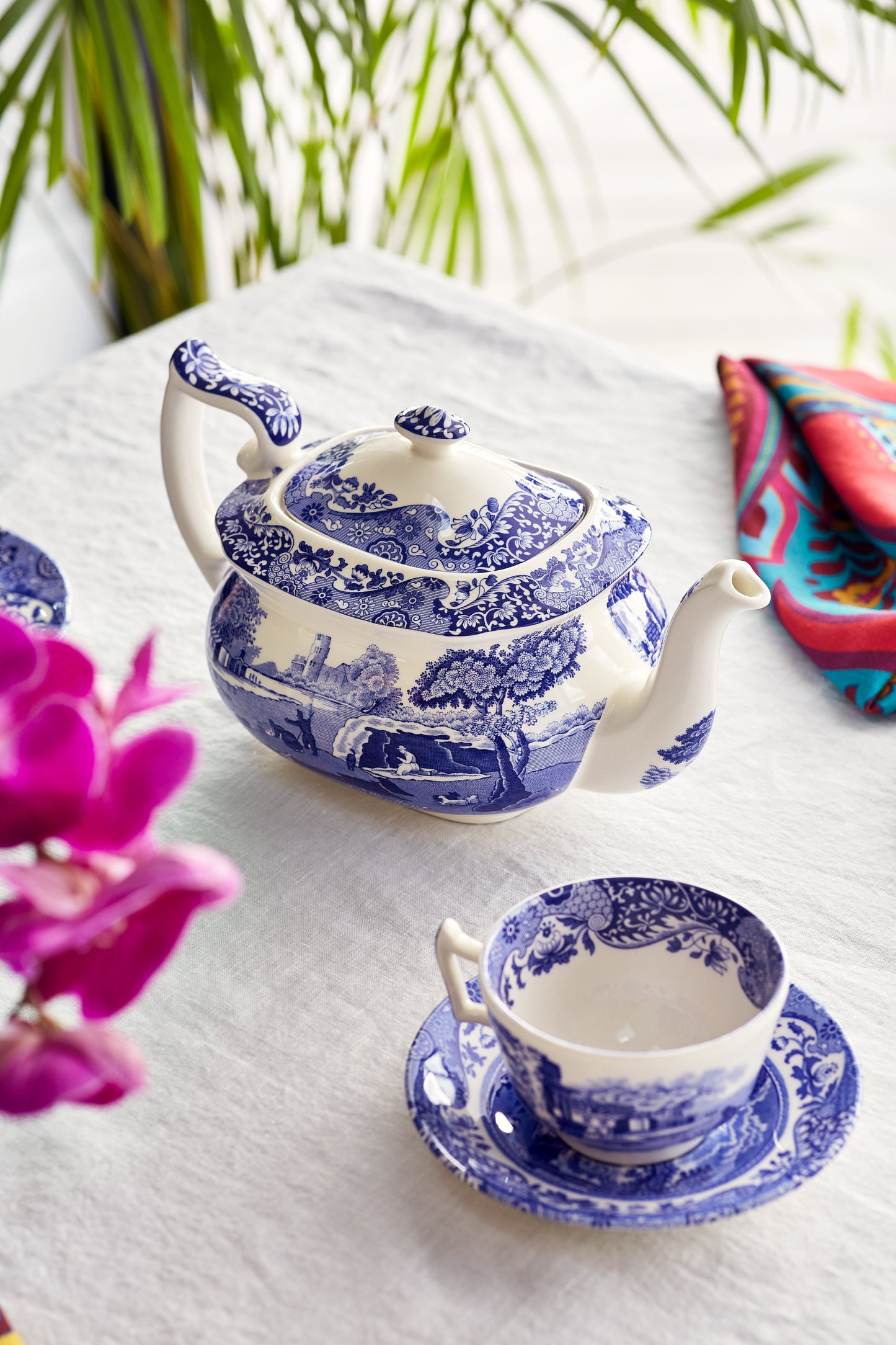 Blue Italian Porcelain Teapot – Classic Spode Blue Italian Design dinnerware CasaFenix