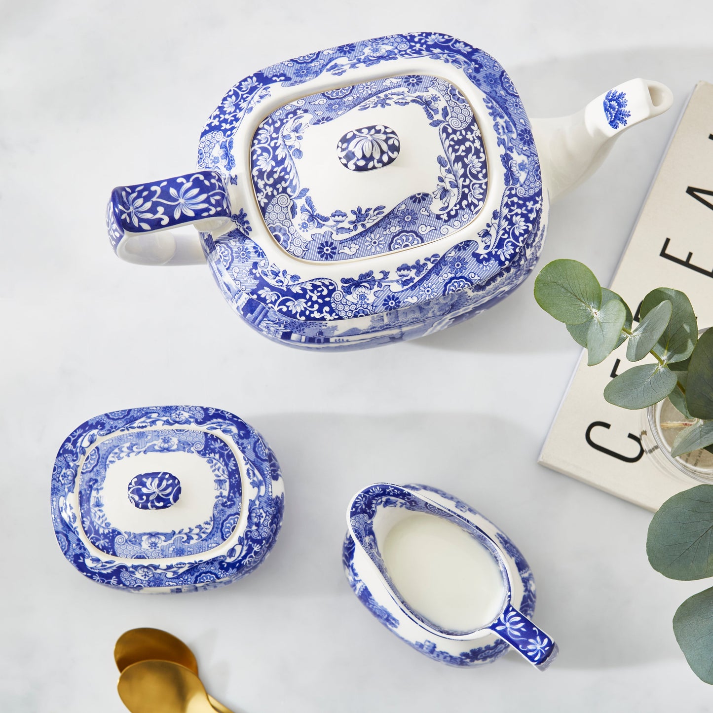 Blue Italian Cream Jug – Porcelain Blue Italian Afternoon Tea Accessory dinnerware CasaFenix