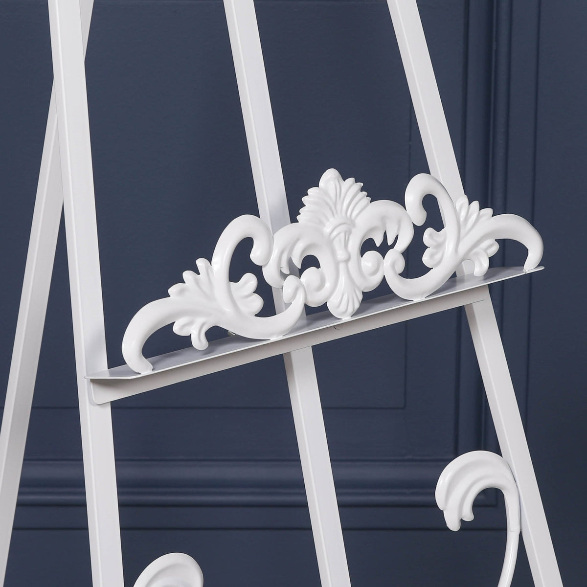 White French-Style Metal Easel with Adjustable Shelf — 165cm Easel CasaFenix