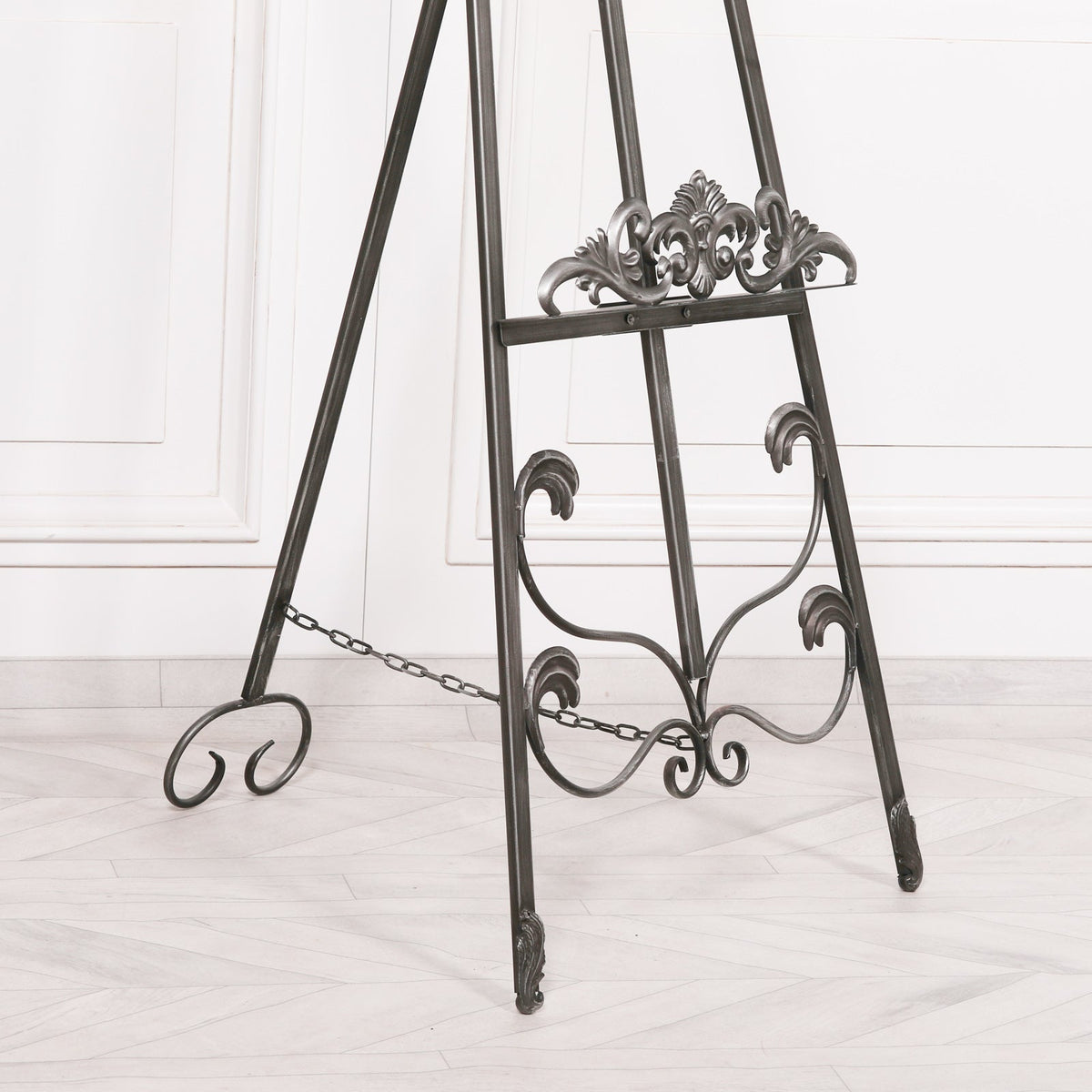 Antiqued Silver Metal Easel 165cm Easel CasaFenix