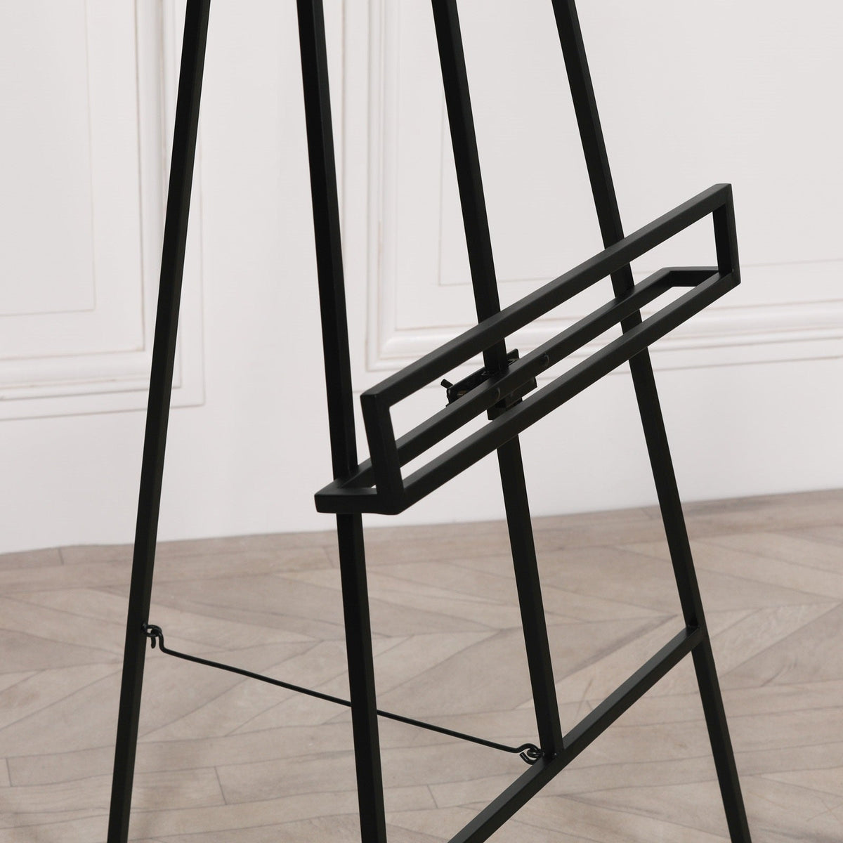 Black Metal Easel Easel CasaFenix