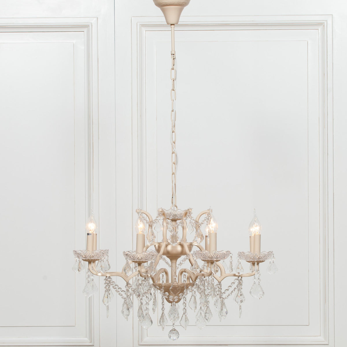 Cream 8 Branch Shallow Cut Glass Chandelier Chandelier CasaFenix