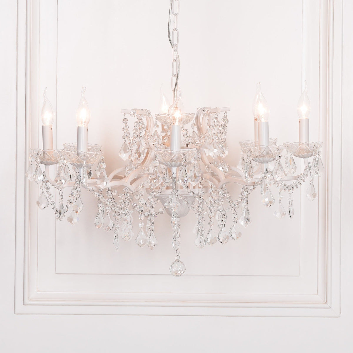 White 8-Branch Cut Glass Chandelier — 76cm Wide Chandelier CasaFenix