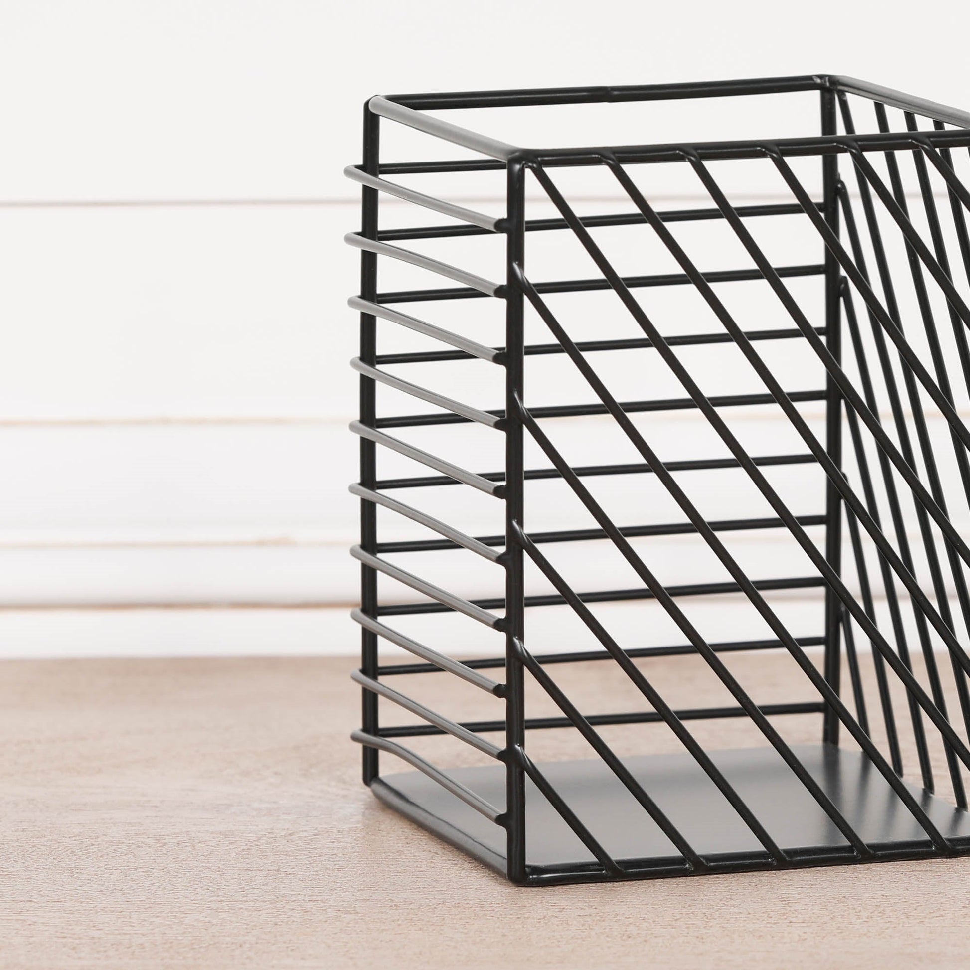Black Painted Square Metal Storage Basket  CasaFenix