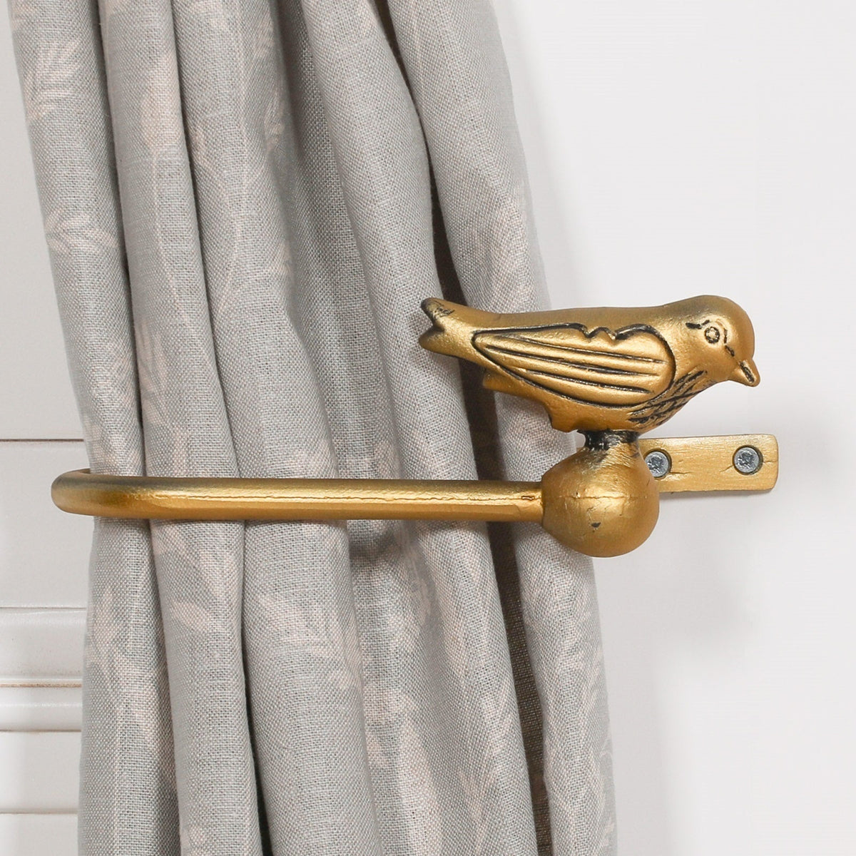 Gold Cast Iron Decorative Bird Curtain Holder Set Curtain Holder CasaFenix