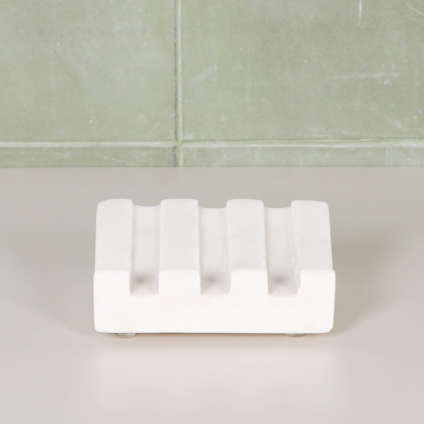 White Marble Grooved Soap Holder  CasaFenix
