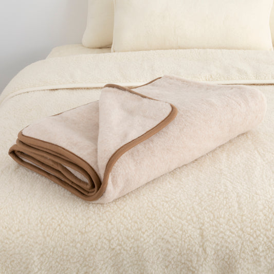 100% Merino Wool Blanket - 220 x 200cm Cappucino - CasaFenix