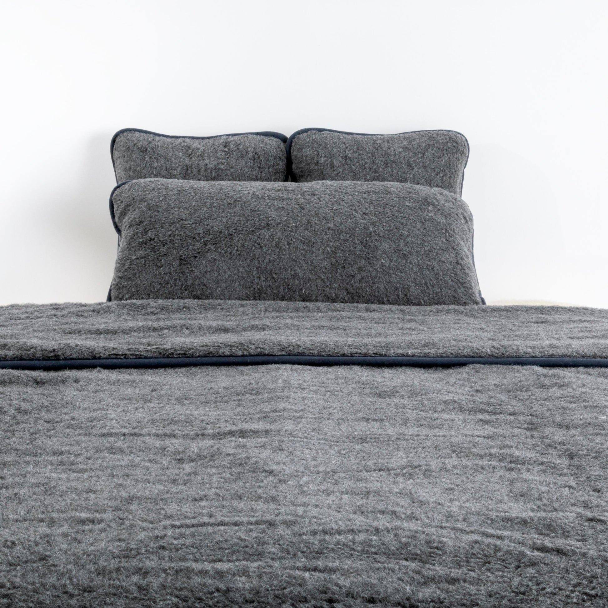 100% Merino Wool Quilt - Grey 200 x 140cm - CasaFenix