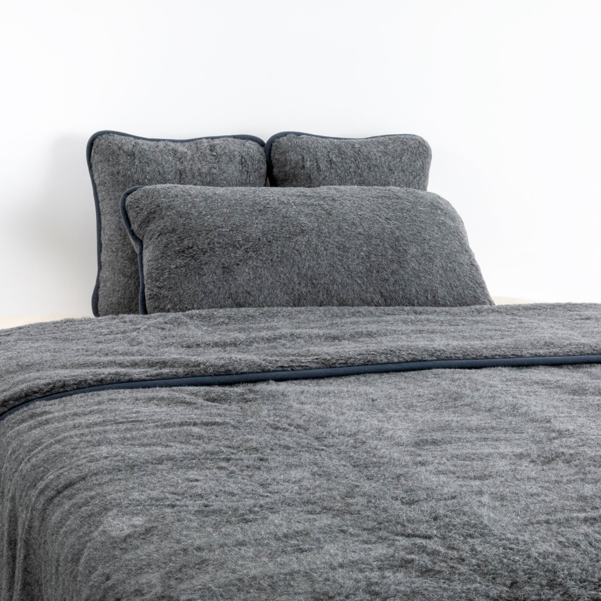 100% Merino Wool Quilt - Grey 200 x 140cm - CasaFenix