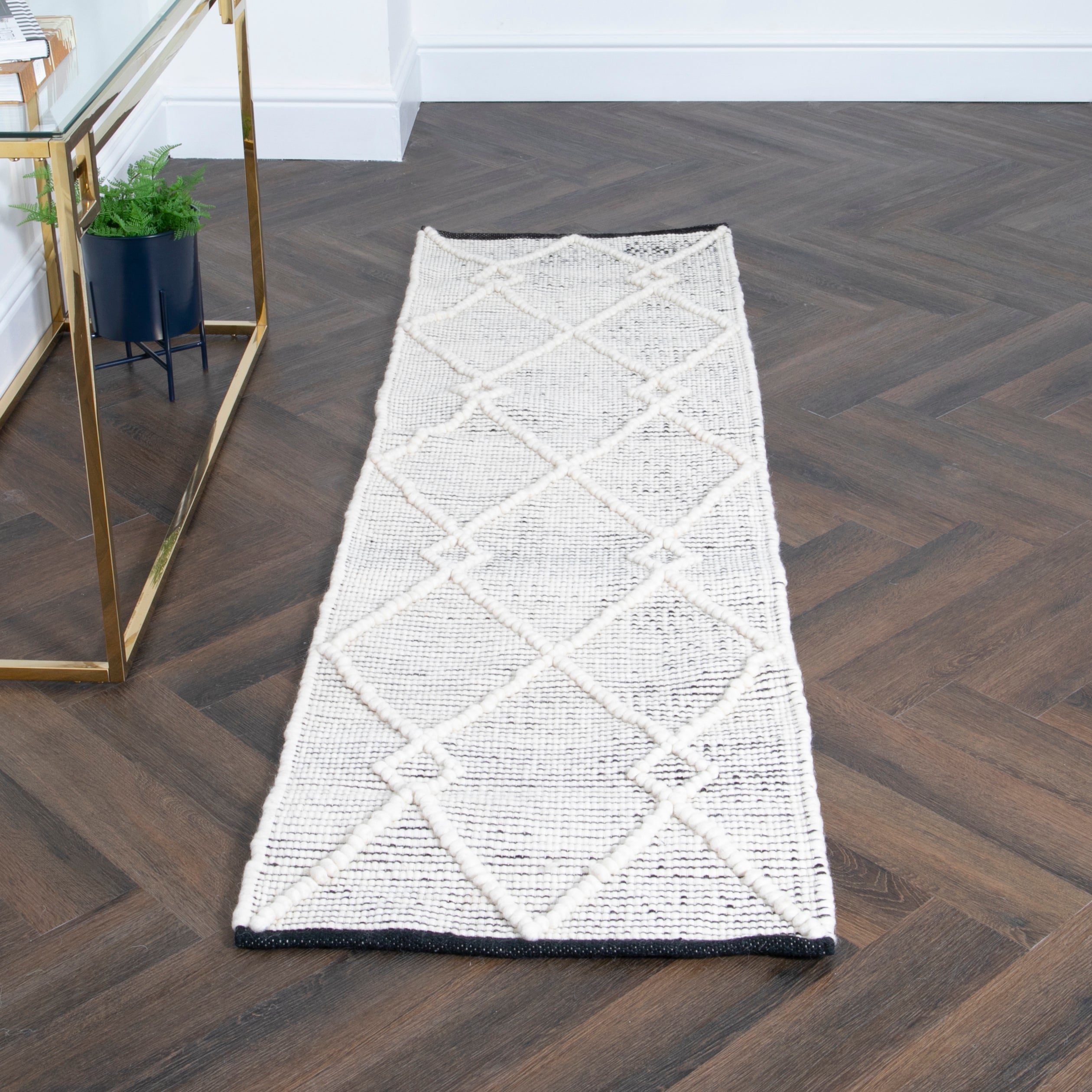 Cream Diamond Pattern Rug Cream & Black Diamond Pattern Runner Wool Rug (60 x 230cm) - CasaFenix