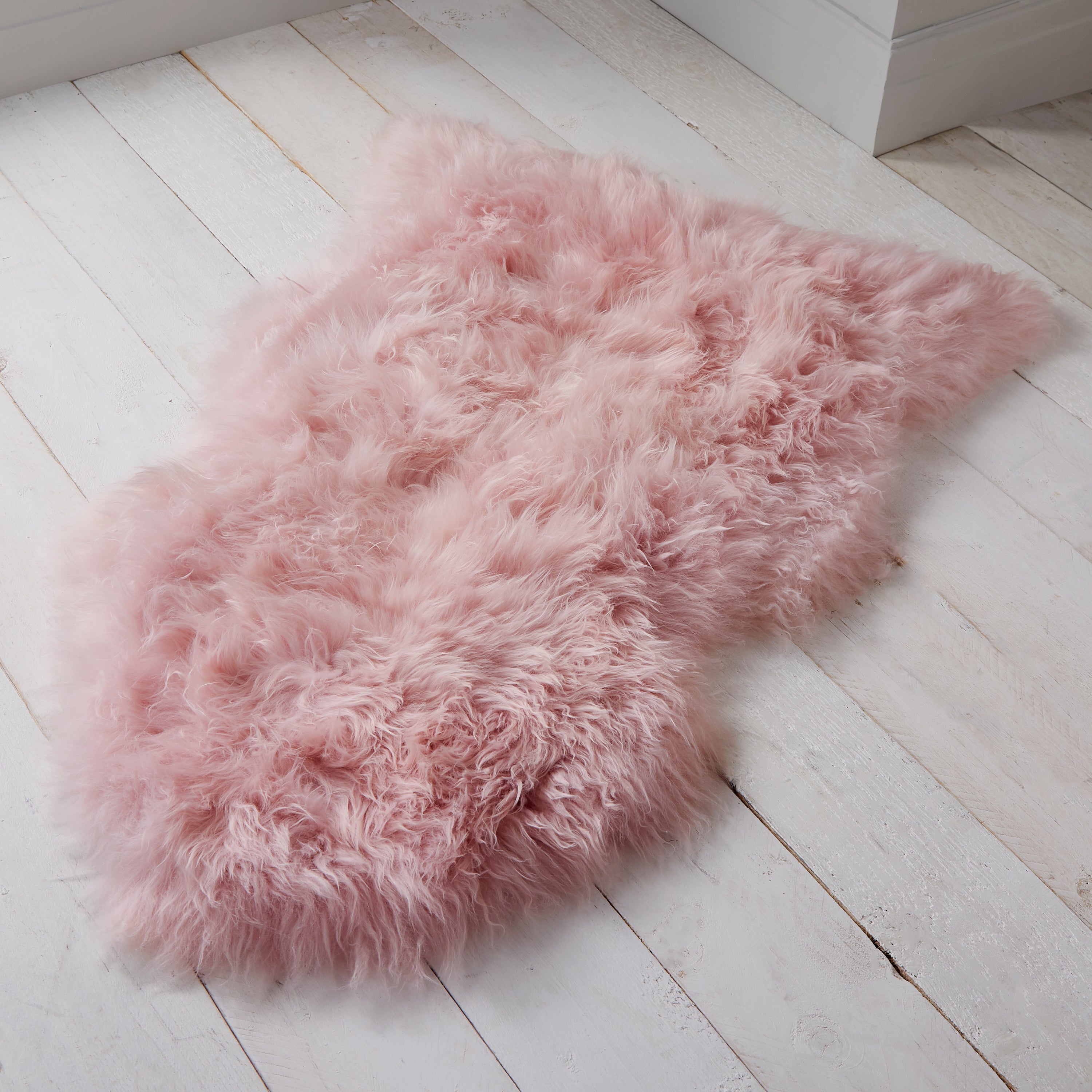 Pink Rug Zeus Blush Pink Sheepskin Rug XXL - CasaFenix