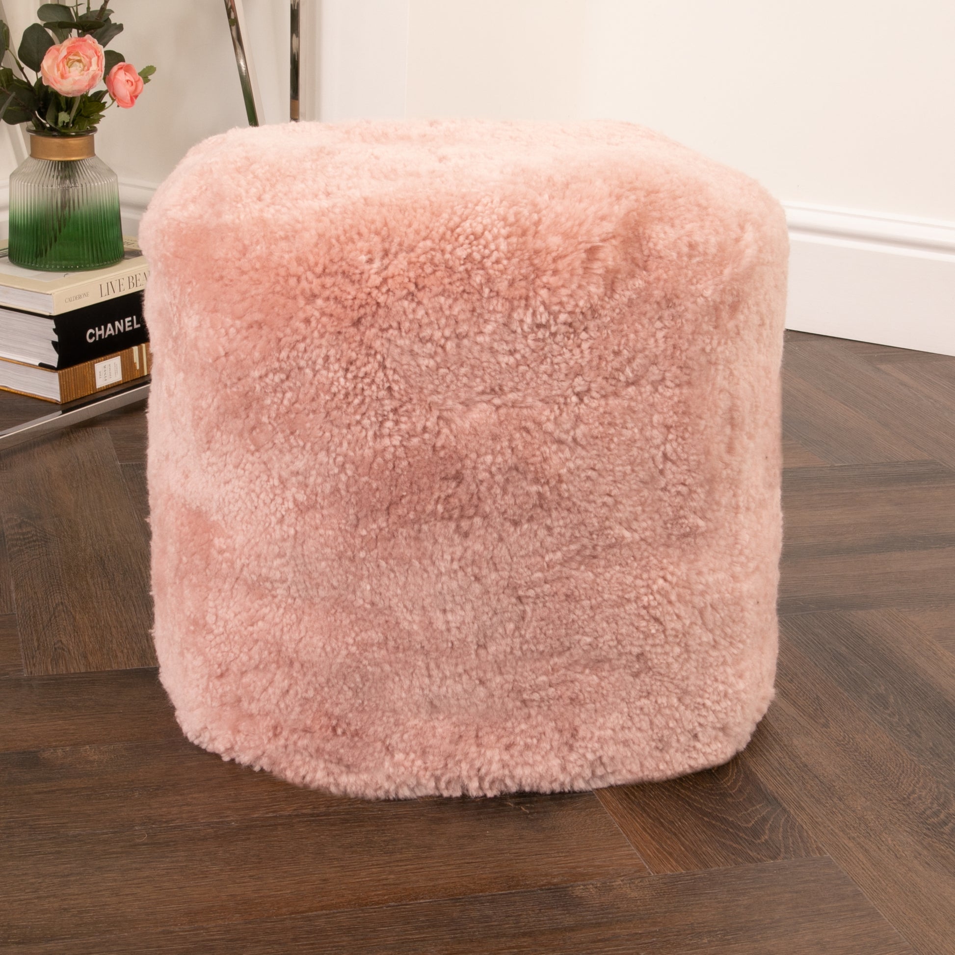 Pink Short Pile Sheepskin Pouf 40cm Diameter - CasaFenix