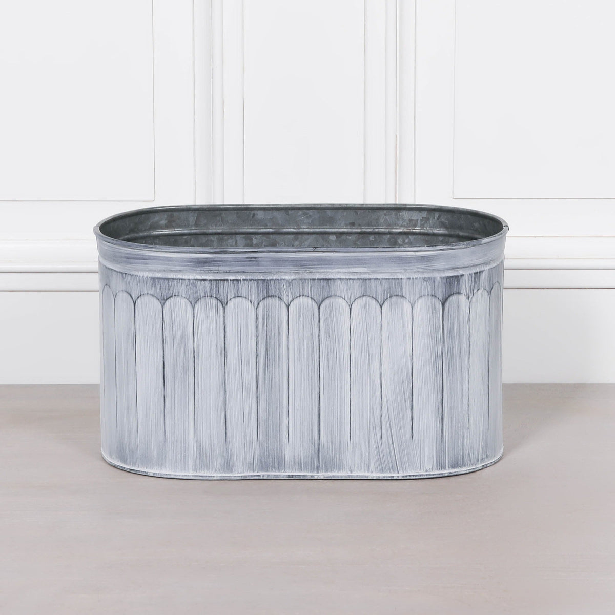 Galvanised Steel Arched Pattern Planter Small 47.5cm Planter CasaFenix