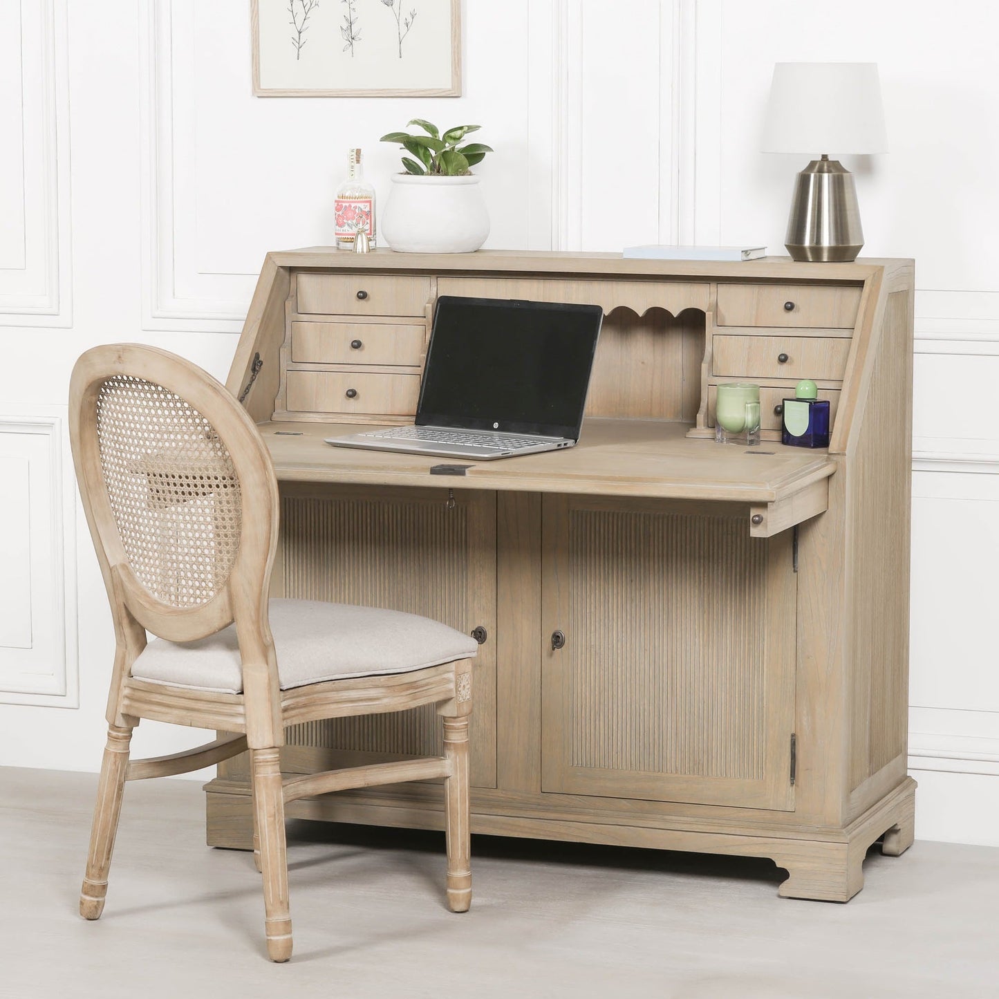 Rustic White Cedar Wood Rustic Wooden Bureau Desk Desk CasaFenix