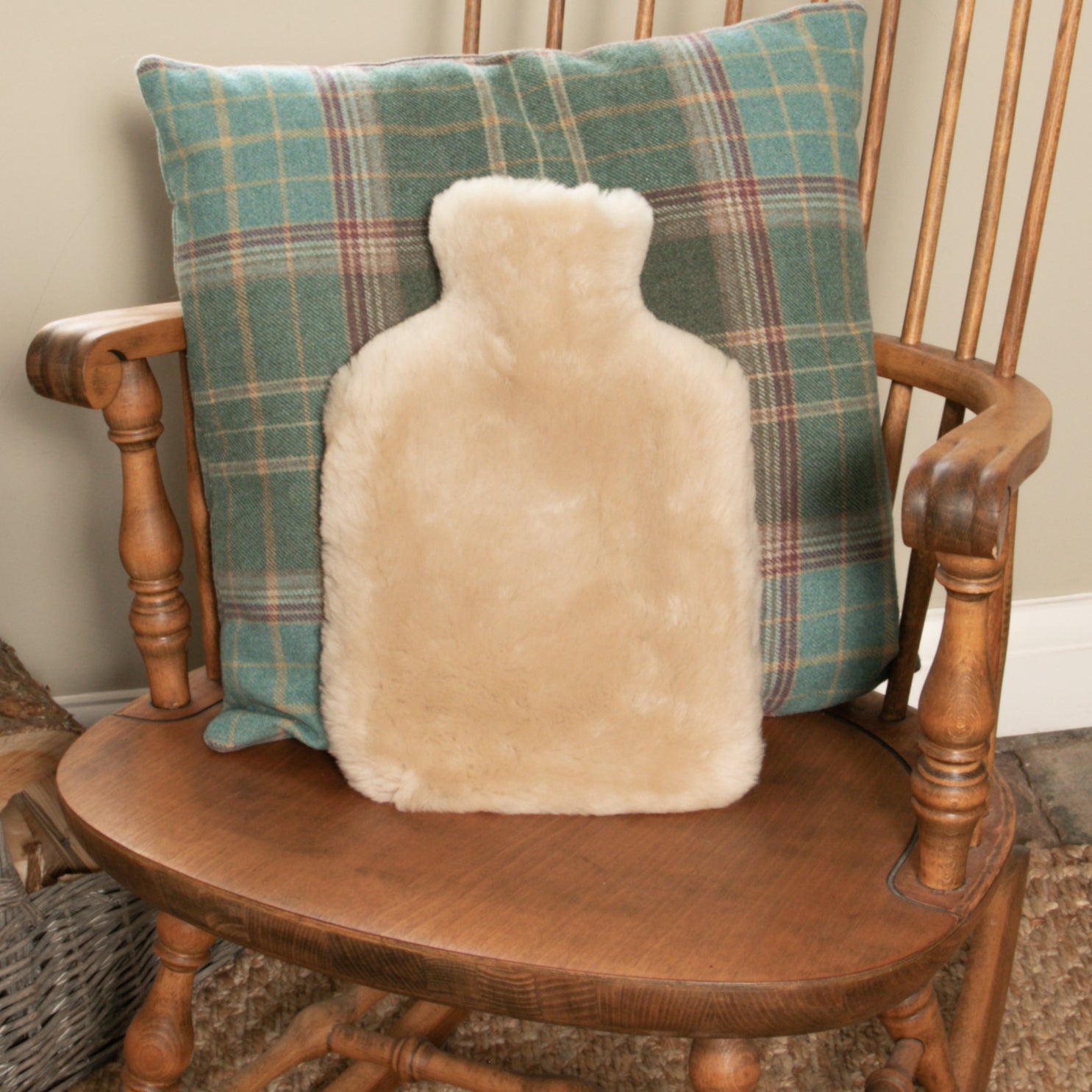 Beige Sheepskin Hot Water Bottle 37 x 23cm - CasaFenix