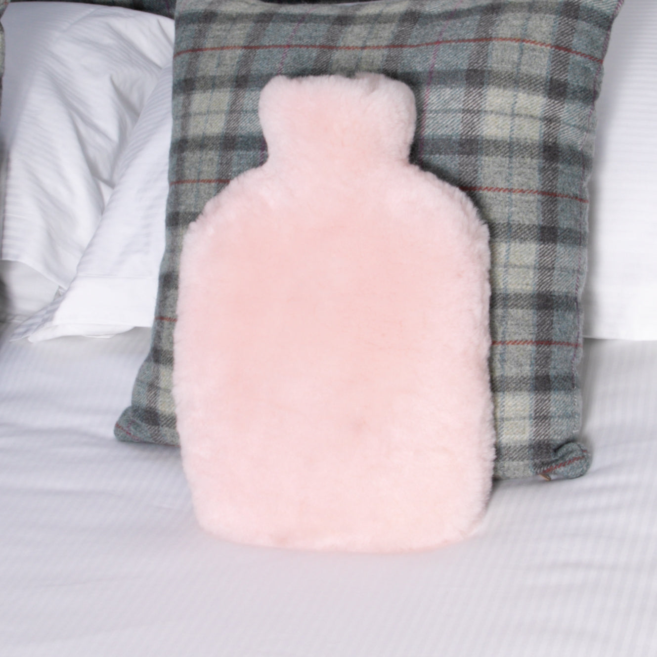 Pink Sheepskin Hot Water Bottle 37 x 23cm - CasaFenix