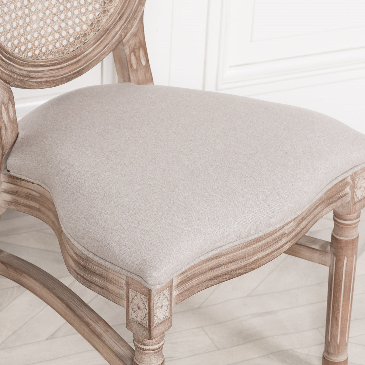 Louis Dining Chair in Fruitwood with Linen Seat Dining chair CasaFenix
