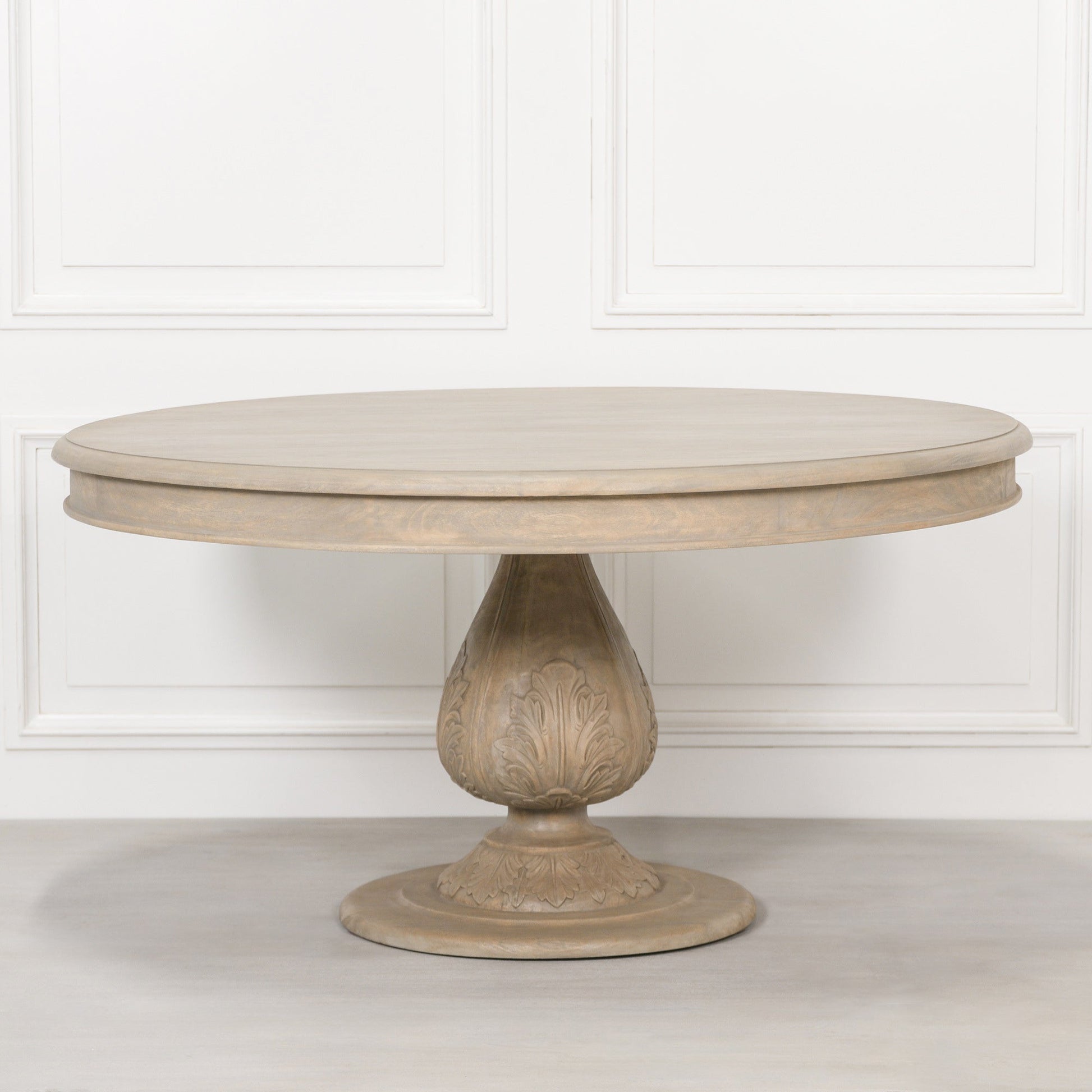 Handcrafted Bayur Wood Round Dining Table with Hand-Carved Acorn Base — 150cm Dining table CasaFenix