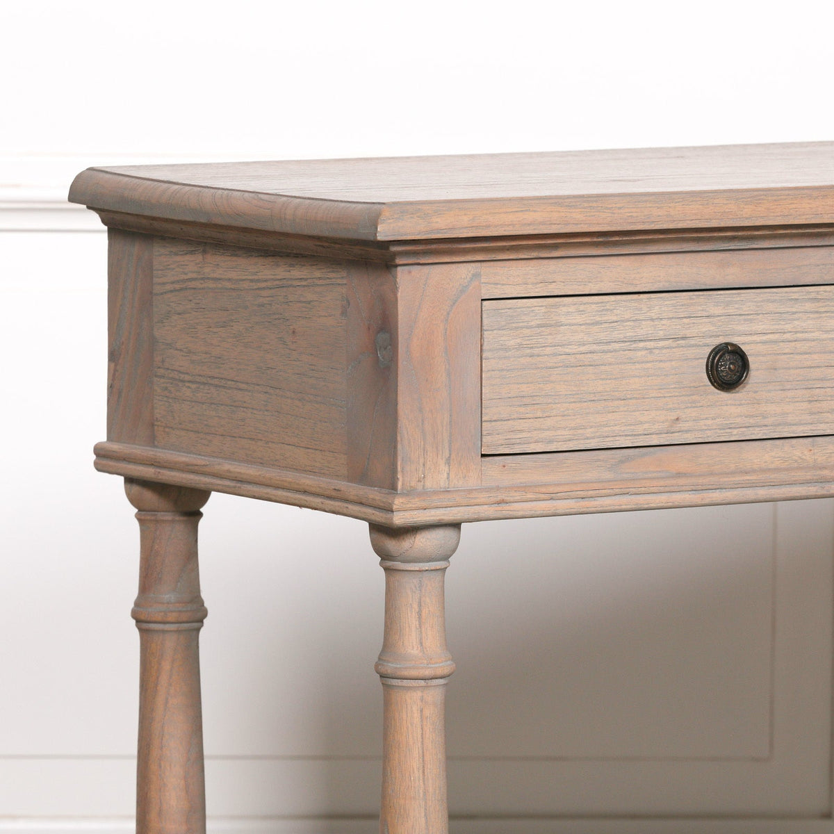 White Cedar Breakfront Console Table with Turned Legs 152cm Rustic Finish Console table CasaFenix