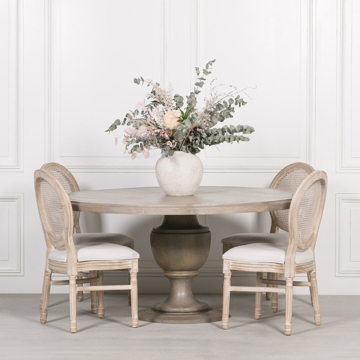 Rustic Round Pedestal Dining Table in White Cedar | 162cm Dining table CasaFenix
